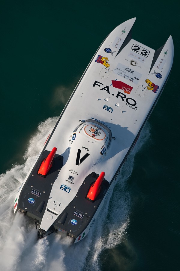 Offshore powerboat racing Opus